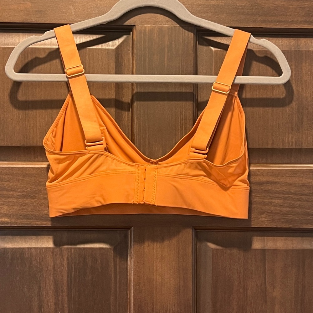 Parade bra size 1. Pretty pumpkin color! - Picture 2 of 2